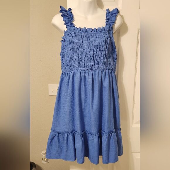 Lily Rose dress - Picture 2 of 9